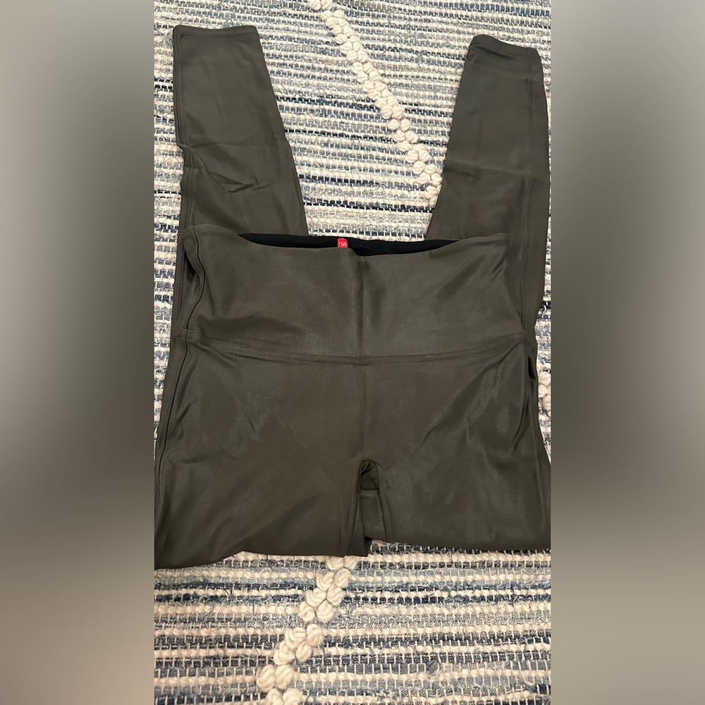 SPANX Olive Faux Leather Leggings for Women, sz M